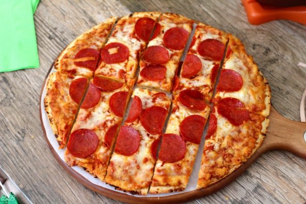 How to Cut a Pizza Party Style